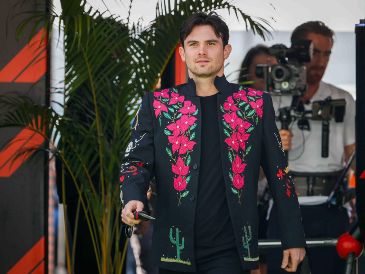 O’Ward fue la sensación entre los asistentes al evento, quienes no dudaron en expresar su emoción por verlo a bordo de un auto de Fórmula 1, portando indumentaria de McLaren, banderas de México e imágenes alusivas al piloto subcampeón de la IndyCar. SUN / D. Sánchez