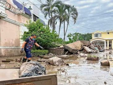 A 17 días de la tragedia, el Gobierno del estado reportó que fueron 38 los municipios afectados. SUN / ARCHIVO