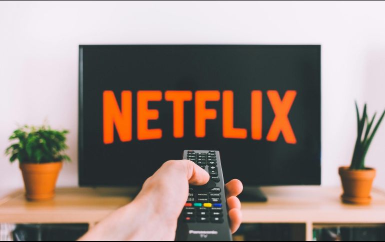Netflix incluye nuevas series, películas, documentales y producciones originales cada semana a su catálogo. ESPECIAL/PHOTO BY FREESTOCKS ON UNSPLASH.