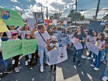 Pablo Lemus contempla dos mil 111 millones de pesos para atender la agenda de personas desaparecidas. Incluye el reforzamiento del Escudo Urbano C5 para mejorar la videovigilancia en la ciudad y en los límites de Jalisco con otras entidades. EL INFORMADOR/Archivo