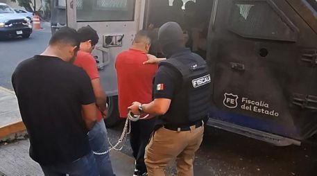 La detención de los presuntos delincuentes se logró el pasado 30 de octubre en calles de la colonia Blanco y Cuéllar, en Guadalajara. ESPECIAL / Fiscalía de Jalisco