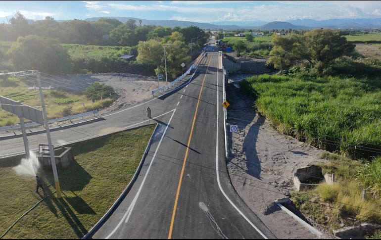 El puente  beneficiará a cerca de 22 mil personas al agilizar el tránsito regional y el transporte de caña de azúcar. CORTESÍA