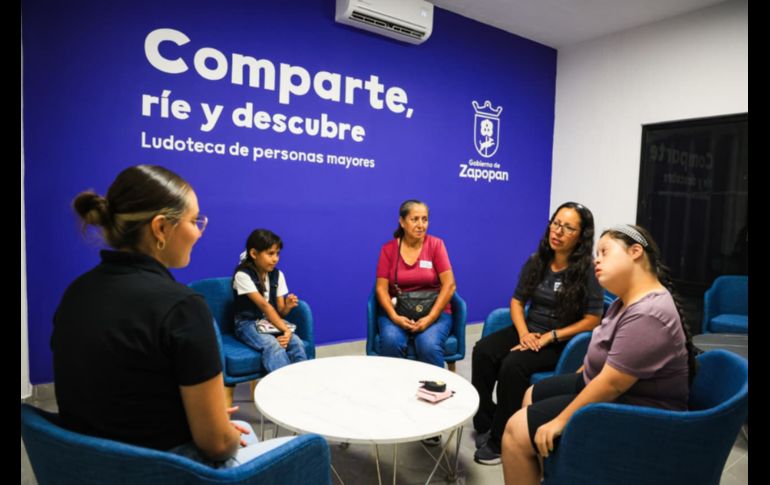 El alcalde de Zapopan, Juan José Frangie, recordó que este lugar era destinado para eventos privados, pero se logró recuperar el edificio y convertirlo en este centro integral de cuidados. EL INFORMADOR/ J. Acosta
