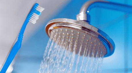 Este método sencillo es ideal para un mantenimiento regular que no requiere químicos agresivos ni gastos innecesarios. ESPECIAL / CANVA