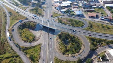 La Secretaría de Infraestructura, Comunicaciones y Transportes (SICT) en Jalisco informó que concluyó la reconstrucción del puente Zapotlanejo. ESPECIAL/ SICT JALISCO