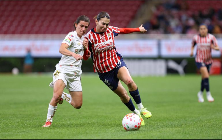 Chivas lució mejor en el juego, pero Toluca fue efectivo. IMAGO7/C. Hernández