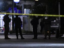 Los hechos se registraron la noche de este sábado, mientras las víctimas se encontraban afuera de su domicilio conviviendo. SUN / ESPECIAL