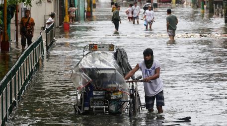 El supertifón ha obligado a desplazar preventivamente a 1.4 millones de personas en Luzón, la isla donde se encuentra Manila. EFE/R. DELA PENA