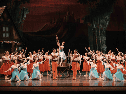 La nueva versión de la bailarina Svetlana Ballester de este ballet clásico impone la energía del tiempo actual. SUN / ESPECIAL / ARMM