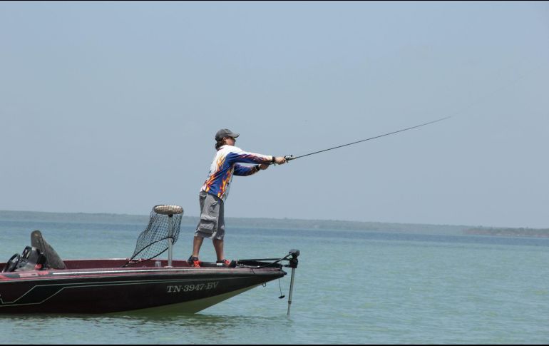 Protección Civil de Yucatán (PROCIVY) indicó que se mantienen ráfagas de viento de hasta 55 kph, lo que mantiene cerrados los puertos de navegación. NTX / ARCHIVO