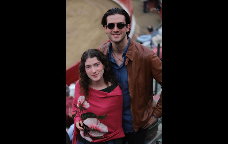 Ximena Fernández y Hugo Cuesta. GENTE BIEN JALISCO / Revista del 14 de noviembre 2025