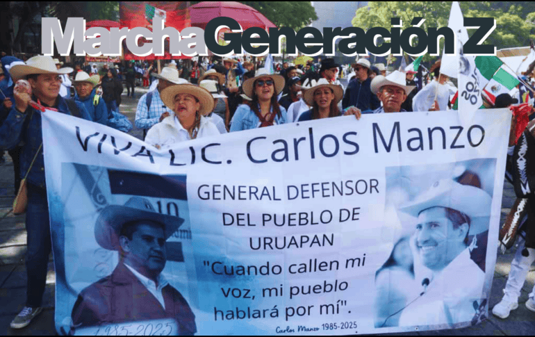 Cientos de manifestantes marchan sobre Paseo de la Reforma, al grito de 