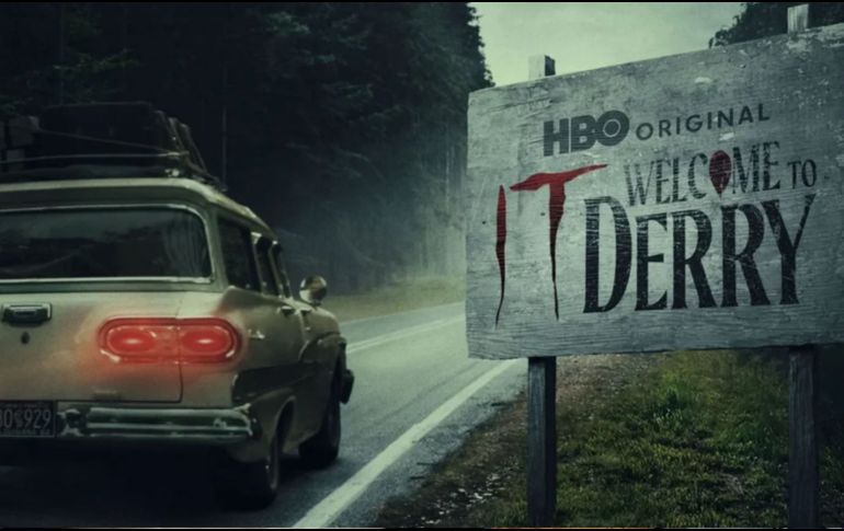 En medio de la tensión, Will empieza a sufrir ataques directos del payaso. Entre ellos destaca un intento de ahogamiento durante un paseo con su padre, acompañado por la aparición del característico globo rojo que delata la cercanía de la entidad. ESPECIAL/HBO