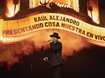 Cosa Nuestra es el quinto álbum de Raúl Alejandro, mostrando las raíces afrocaribeñas de Puerto Rico