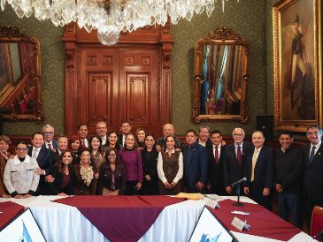 El encuentro se dio en un contexto político tenso, tras la marcha de la Generación Z realizada el pasado fin de semana en la Ciudad de México. X / @Claudiashein 