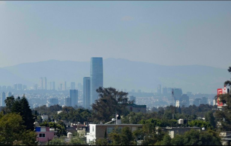 En la mañana de este jueves, la Dirección de Monitoreo Atmosférico de la Ciudad de México informó una calidad del aire mala en la megalópolis. SUN/H. Salvador
