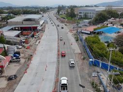 Pablo Lemus Navarro celebró que la apertura se hubiera llevado a cabo como se comprometió en días pasados, gracias al trabajo del personal de la SIOP. CORTESÍA/ Gobierno de Jalisco