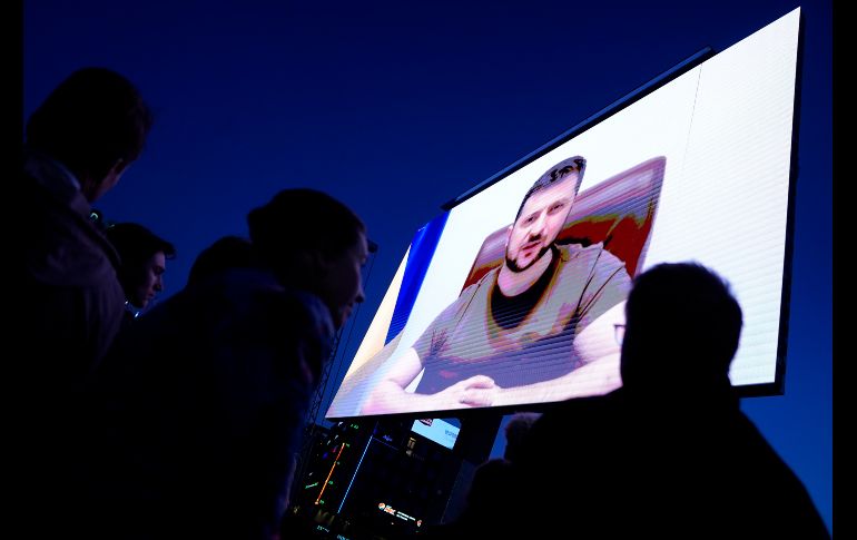 La intención de Trump es que Ucrania firme el pacto antes, para, posteriormente, regresarlo al líder ruso, Vladímir Putin. EFE / ARCHIVO