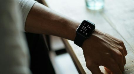 La psicología explica el significado de que una persona no utilice reloj. UNSPLASH / L. CHESSER