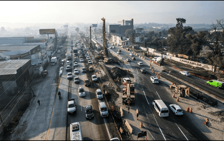 El gobernador de Jalisco, Pablo Lemus Navarro, abrió a la circulación, en ambos sentidos, carriles en Carretera a Chapala y Camino Real a Colima. EL INFORMADOR/A. Navarro