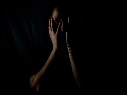 El estudio identifica factores que motivan estos crímenes, como estereotipos que consideran a las mujeres 