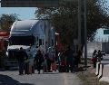 Agricultores cierran la carretera Panamericana en Ciudad Juárez, protestando contra la nueva Ley de Aguas Nacionales. EFE/L. Torres