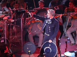 La presentación de Alejandro Fernández en Querétaro causó preocupación entre el público. EL INFORMADOR/ARCHIVO