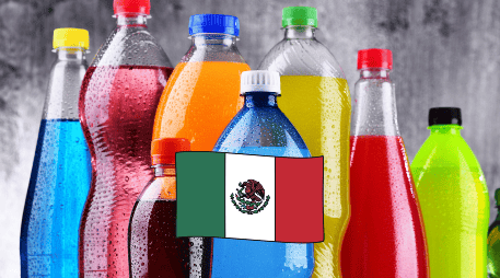 Liliana Bahena, representante de la ONG, advirtió que más del 90% de niñas y niños consumen refrescos habitualmente. ESPECIAL / CANVA