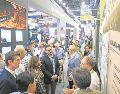 Visitantes recorren los pasillos de Expo Guadalajara durante una jornada dedicada a la industria turística. EL INFORMADOR/ Archivo