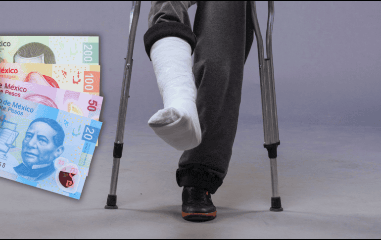 Una duda común es si el aguinaldo debe pagarse completo cuando el empleado tuvo una incapacidad laboral a causa de un accidente de trabajo. ESPECIAL / CANVA