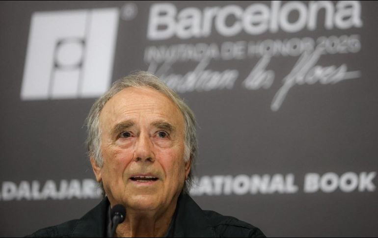 El cantautor explicó que su trayectoria ha estado marcada por la necesidad de expresarse a través de la canción. EL INFORMADOR/ A. NAVARRO.