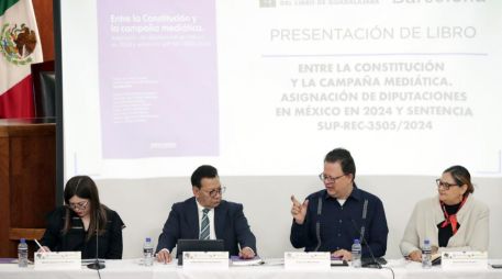 Magistrados del TEPJF presentaron el libro 