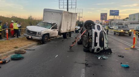 La Policía Vial informó que, tras el percance, el operativo con carriles a contraflujo permanece suspendido desde el Anillo Periférico hasta El Palomar. ESPECIAL