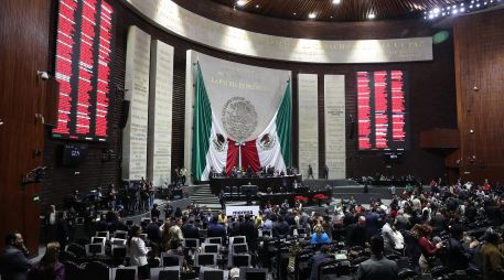 Del total de reservas, se aprobó un paquete de 18 que propusieron las bancadas de Morena, PT y PVEM, las cuales generaron confrontación con las bancadas opositoras. EFE/Cámara de Diputados