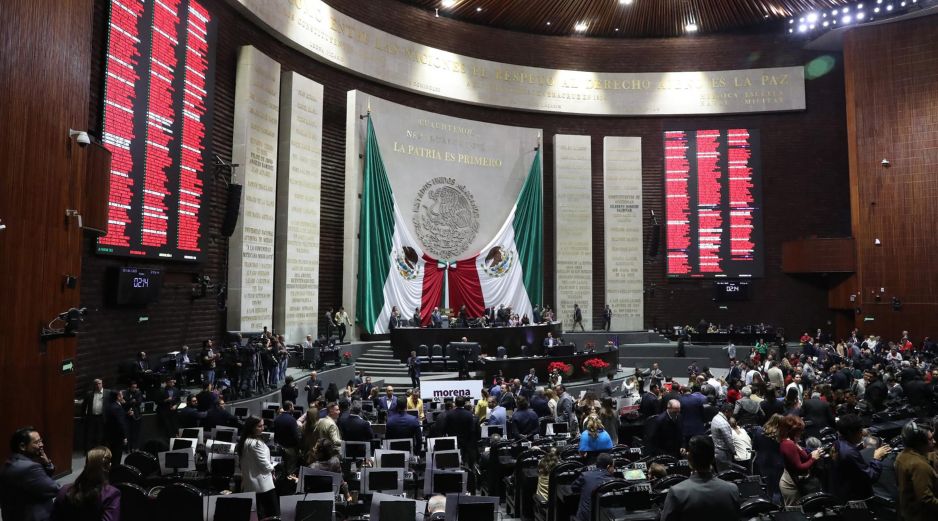 Del total de reservas, se aprobó un paquete de 18 que propusieron las bancadas de Morena, PT y PVEM, las cuales generaron confrontación con las bancadas opositoras. EFE/Cámara de Diputados