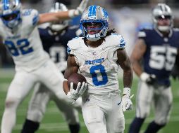 Jahmyr Gibbs lució con tres acarreos de anotación. AP/P. Sancya