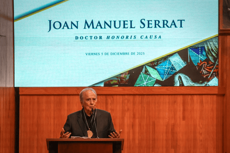 Serrat valoró el poder de la música como una fuerza de nosotros y ajena a nosotros, cuya poesía es “una forma de acceder al conocimiento del mundo.” ESPECIAL / D. González  