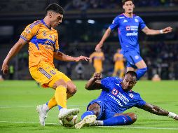 Este sábado, en punto de las 21:10 horas, Tigres recibirá a Cruz Azul en ‘El Volcán’ para disputar el último boleto a la gran final del Apertura 2025. IMAGO7