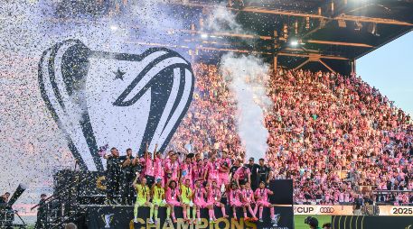 Lionel Messi alcanzó el trofeo número 44 de su carrera, ampliando un legado ya monumental. EFE/ C. HERRERA-ULASHKEVICH.