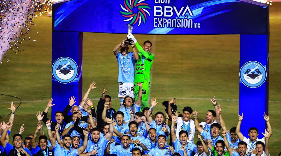 La Jaiba Brava celebró el campeonato con su afición. IMAGO7/R. Vogel