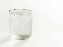 Si te sobra vinagre blanco al cocinar, puedes aprovecharlo de otras maneras. UNSPLASH / L. VERGARA