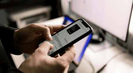 Se contempla la posibilidad de realizar el trámite utilizando la Firma Electrónica Avanzada (e.firma) para autenticar la información. CANVA