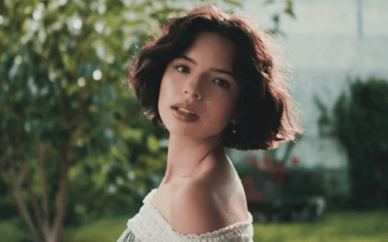  INSTAGRAM / angela_aguilar_