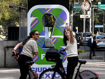 Los aficionados tienen ahora la ventaja de saber sedes y horarios de los partidos de su interés. AFP/Y. Cortez