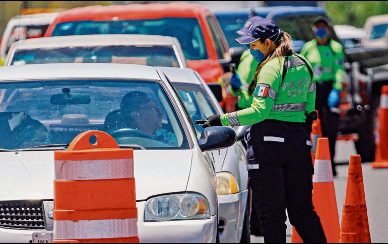 Este año se han retenido a tres mil 661 conductores por combinar el alcohol y el volante, un promedio de 10.7 diarios. Es la cifra más baja. EL INFORMADOR/Archivo