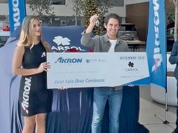 José Luis Oroz Cárdenas recibió una Cadillac XT4 2025. ESPECIAL