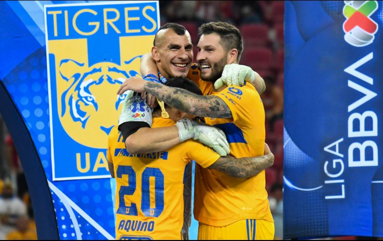 Nahuel Guzmán, André-Pierre Gignac y Javier Aquino han ganado cinco títulos con Tigres. IMAGO7/S. Bautista