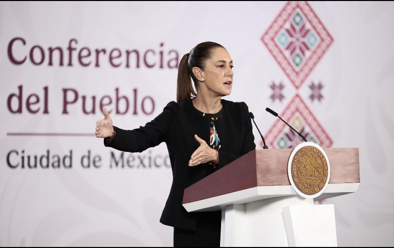 Sheinbaum reiteró que el AICM y el AIFA son las terminales más relevantes para fortalecer la conectividad aérea con Estados Unidos. EFE/ J. Mendez