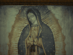 María ha sido plasmada en todo tipo de materiales madera piedra barro e incluso en coco y ha impregnado cada rincón de la cultura mexicana. CANVA