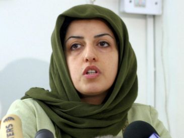 A pesar de las condenas y el encarcelamiento, la activista de derechos humanos y de las mujeres ha continuado denunciando las violaciones de derechos humanos en Irán. EFE / ARCHIVO